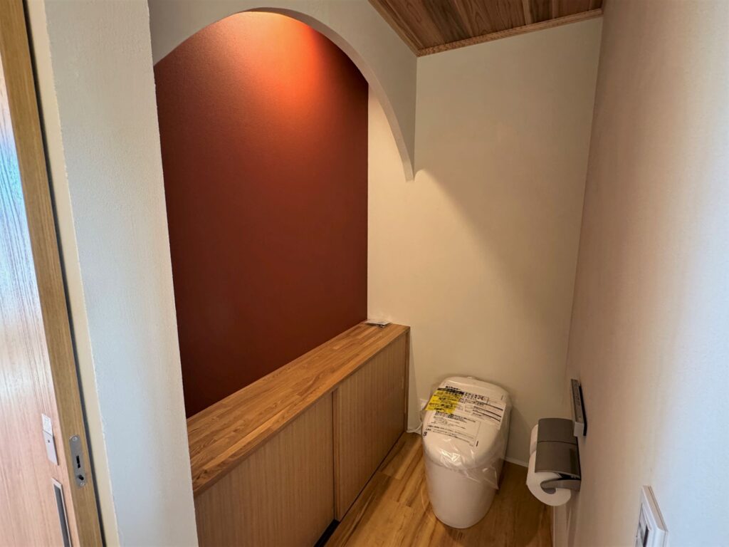 造作トイレカウンター